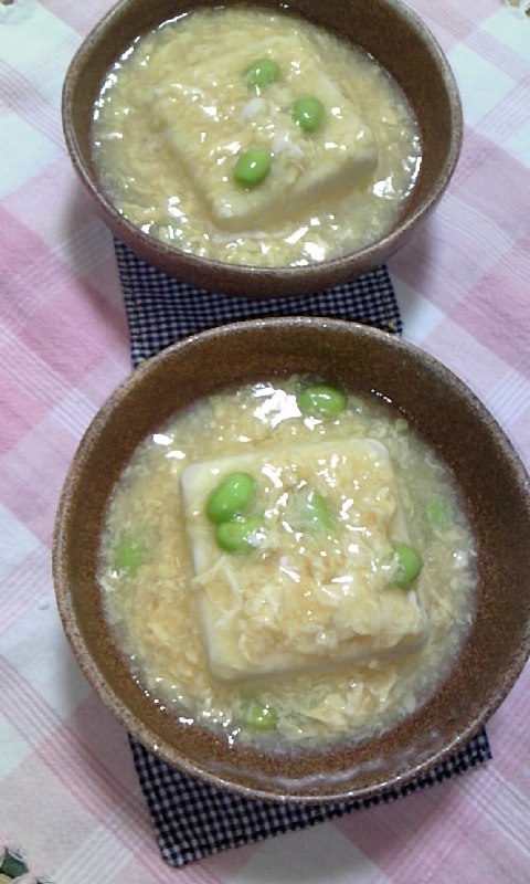 卵と枝豆の冷やしあんかけ豆腐♪