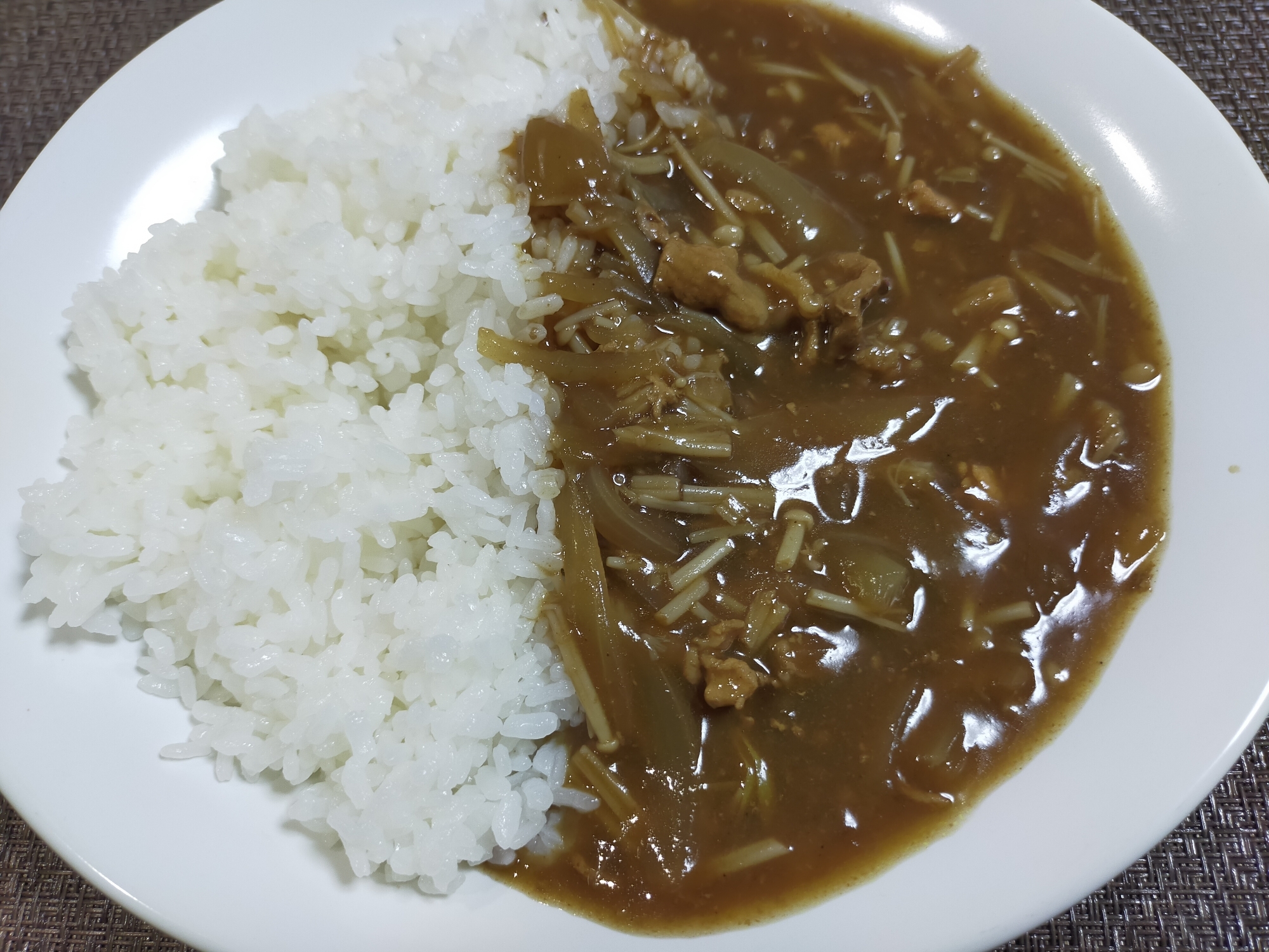 豚しゃぶ肉とえのきのカレー