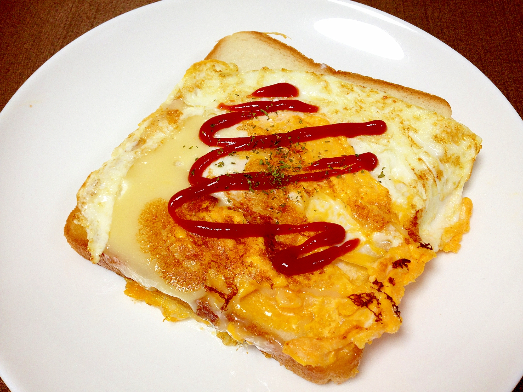 フライパンで とろとろチーズエッグトースト レシピ 作り方 By うーころちゃん 楽天レシピ
