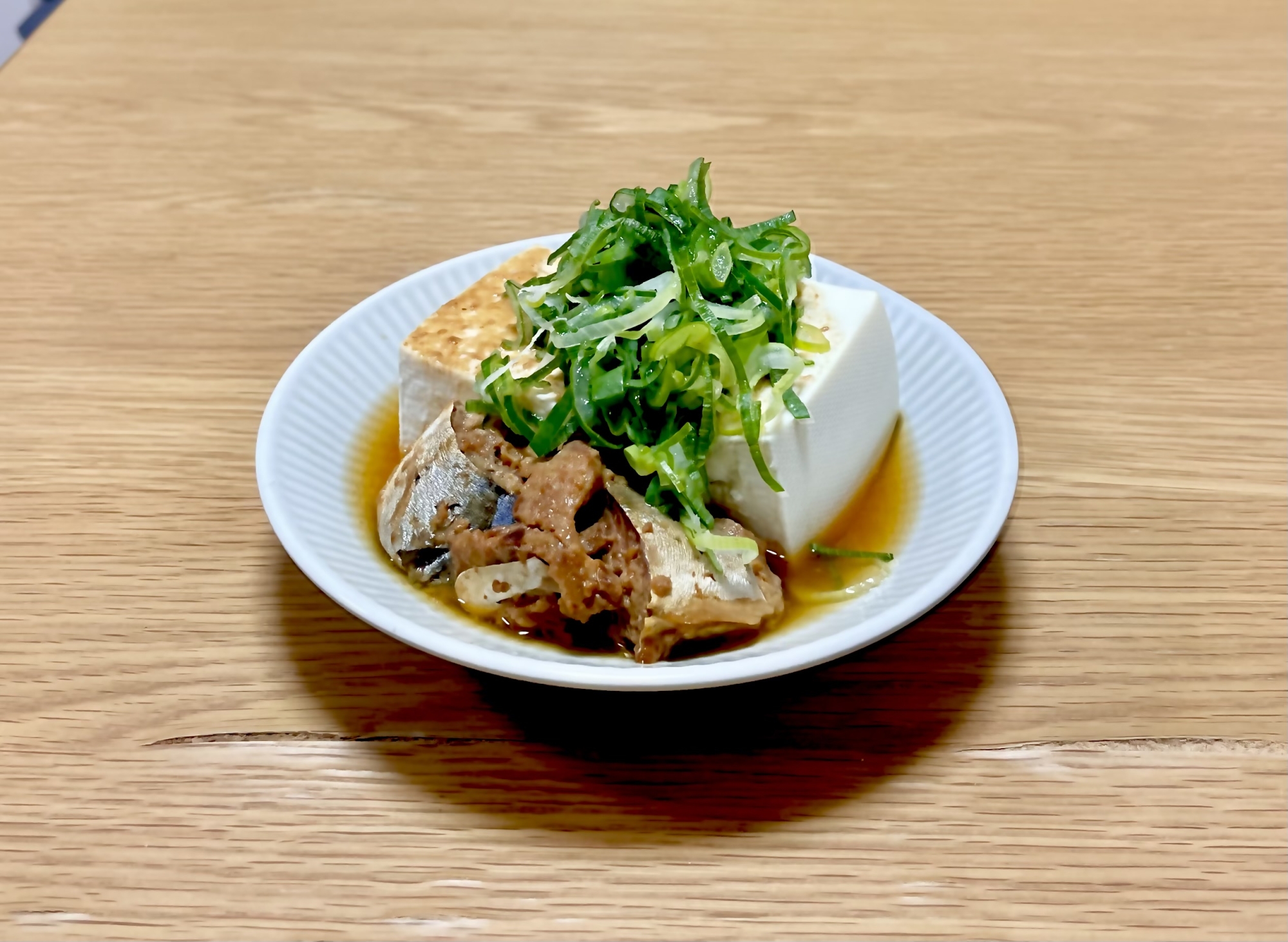 ゆる四毒抜き◆葱だく鯖の味噌煮と温奴