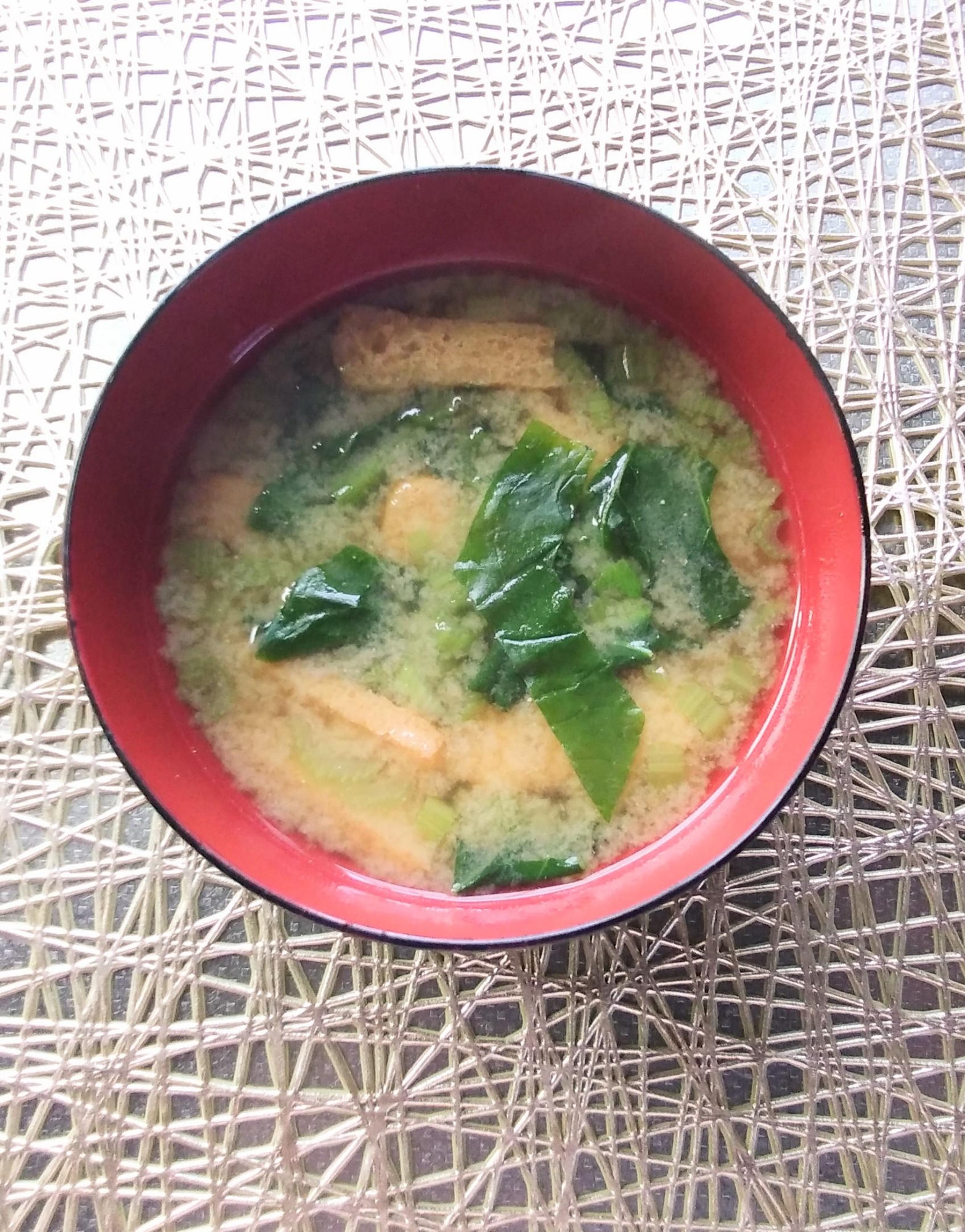 味噌汁☆小松菜と油揚げのみそ汁