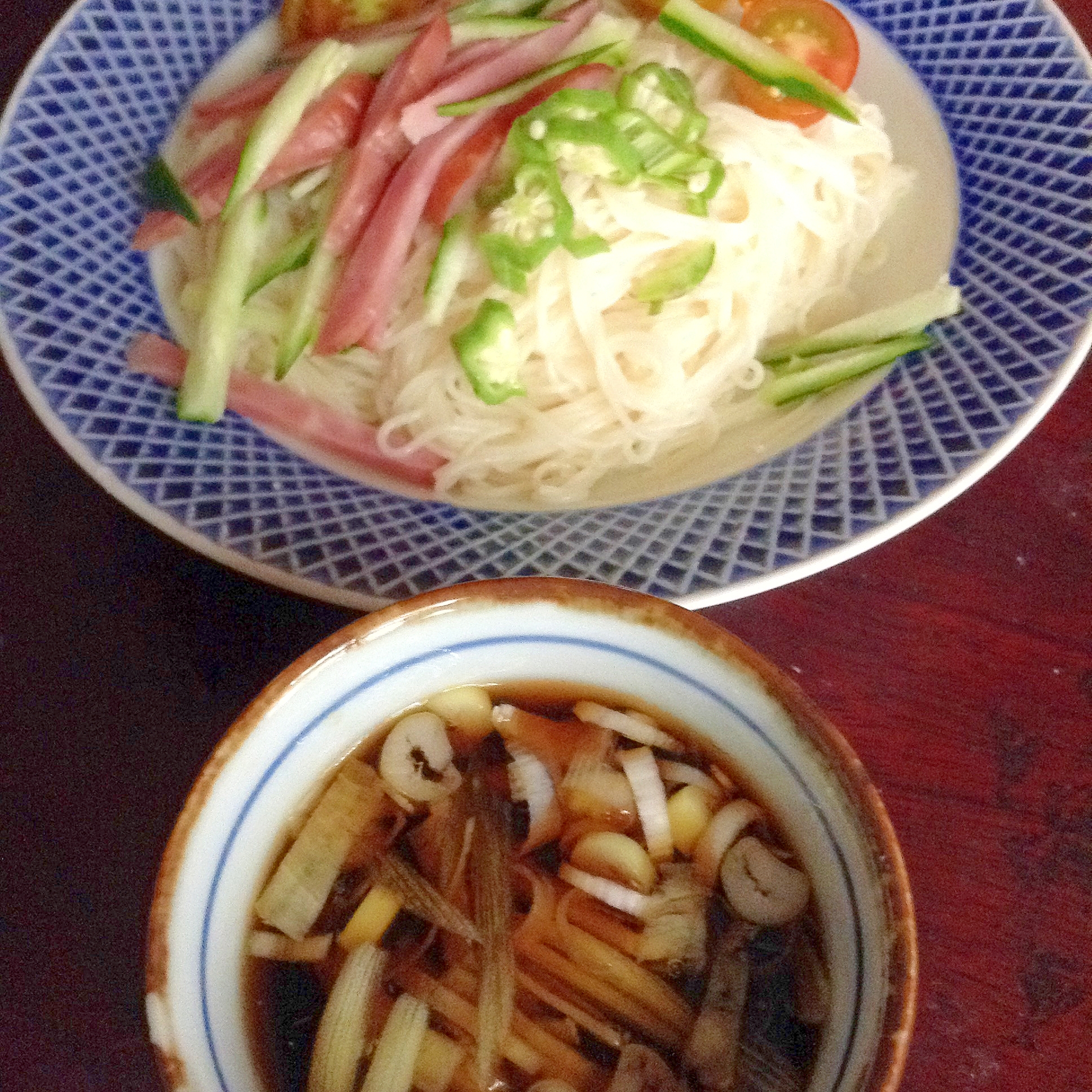 柚子コショウでピリッと素麺【オクラ＆チャーシュー】