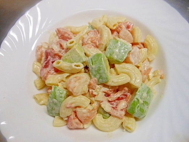 アボガド トマト エビのマカロニサラダ レシピ 作り方 By アルプスの乙女 楽天レシピ