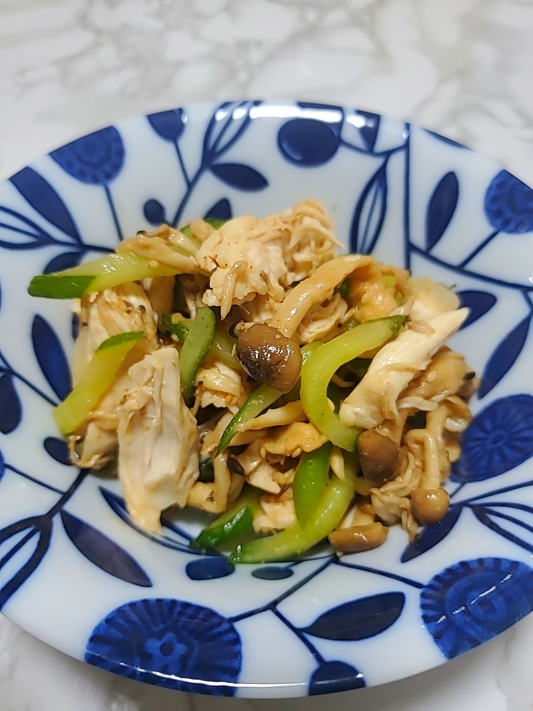 ササミとシメジの中華和え