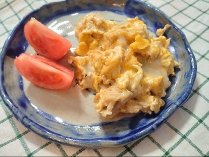 栄養たっぷり注目食材♪花びら茸と卵の炒め物