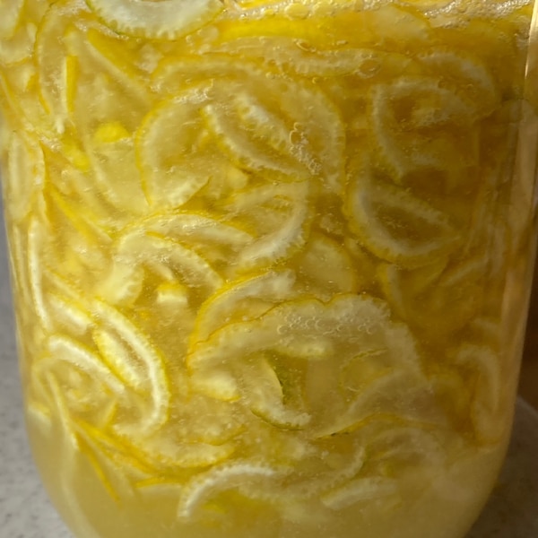 柚子のはちみつ漬と柚子味噌 おまけに化粧水 レシピ 作り方 By Yuenbaa 楽天レシピ 柚子のはちみつ漬と柚子味噌 おまけに化粧水 レシピ 作り方 By Yuenbaa 楽天レシピ