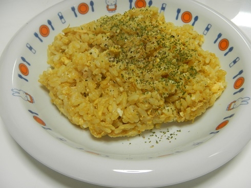 レンジでツナカレーチャーハン