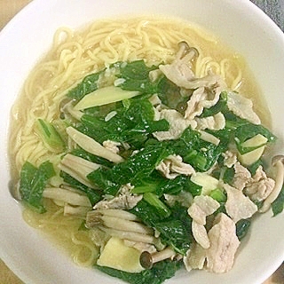 豚肩ロースとまこもの味噌ラーメン