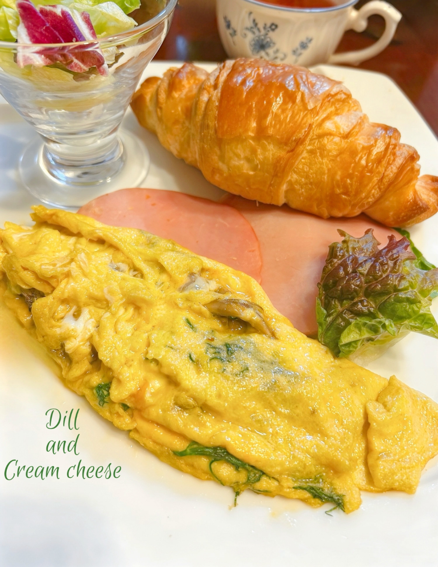 ☆★国産チーズと舞茸のオムレツ♪ディルの香り★☆