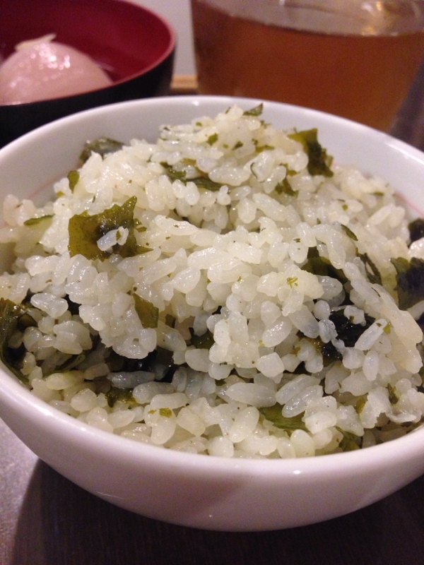 簡単☆なつかし給食の味‼ わかめごはん