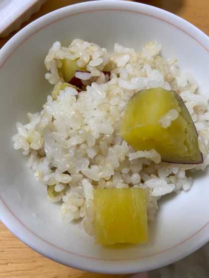 冷めても美味しい♪おこわ風さつまいもご飯