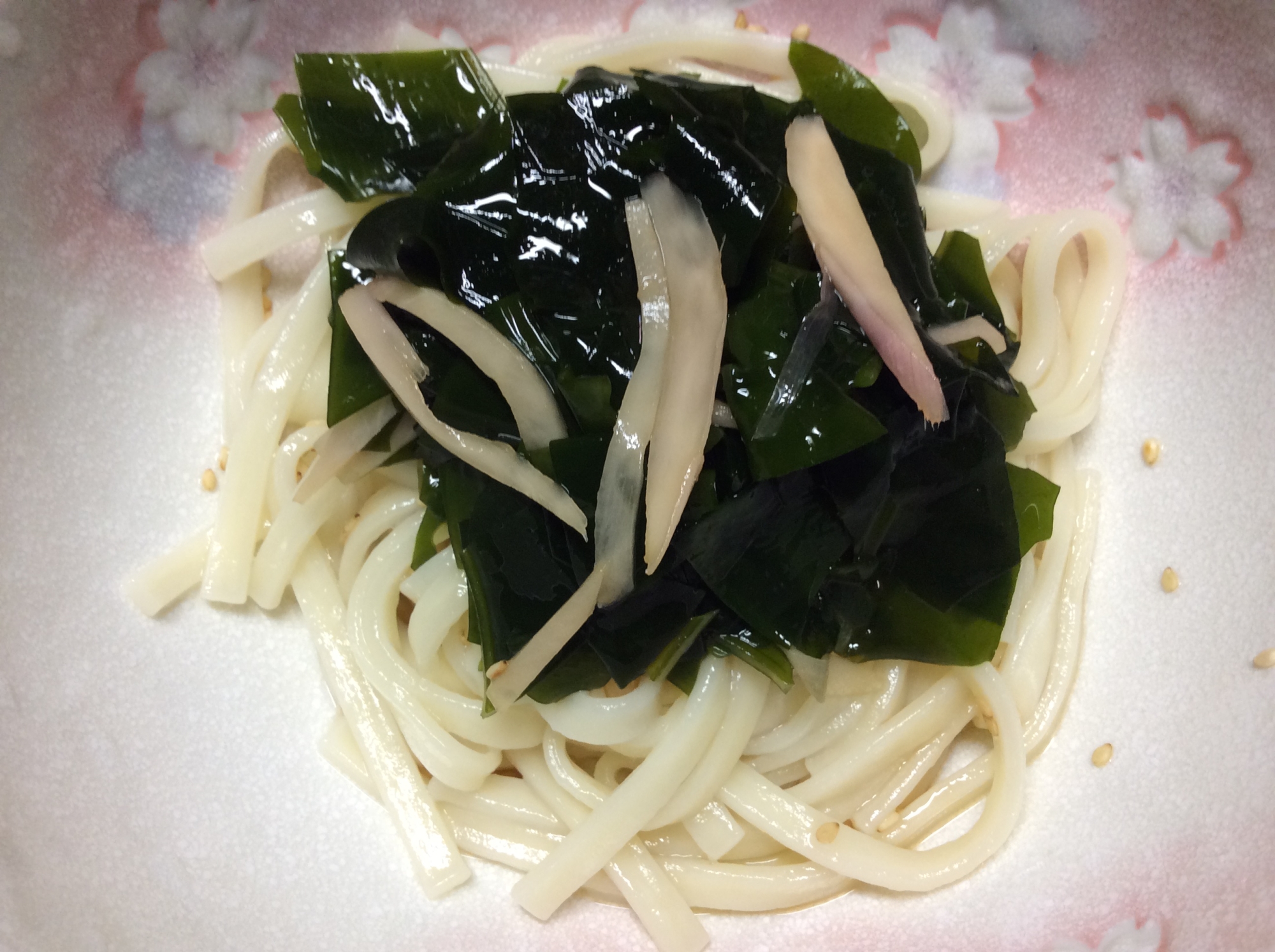 わかめ冷やしうどん