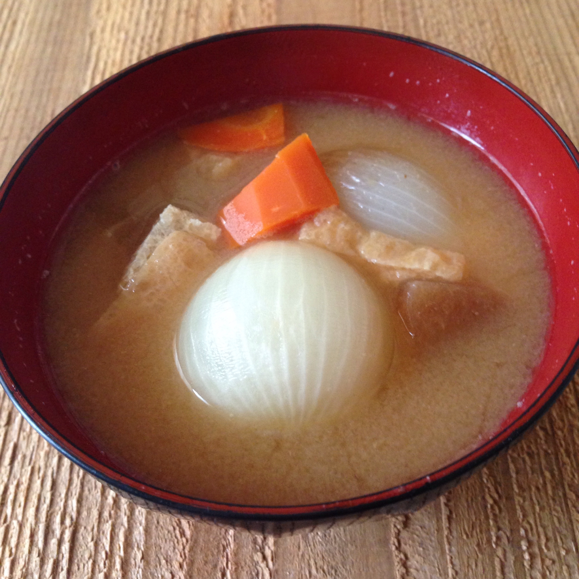 さつま芋ペコロス冬瓜のゴロゴロお味噌汁♪