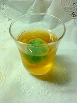 抹茶氷も入って☆スポーツドリンクとレモン汁入り緑茶
