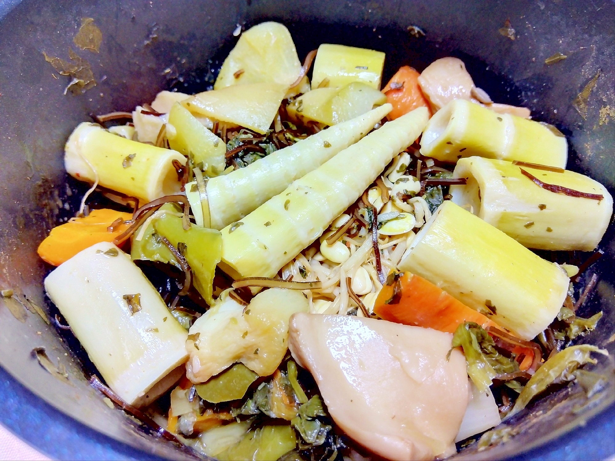 四方竹&彩り野菜&切り昆布の味噌汁煮