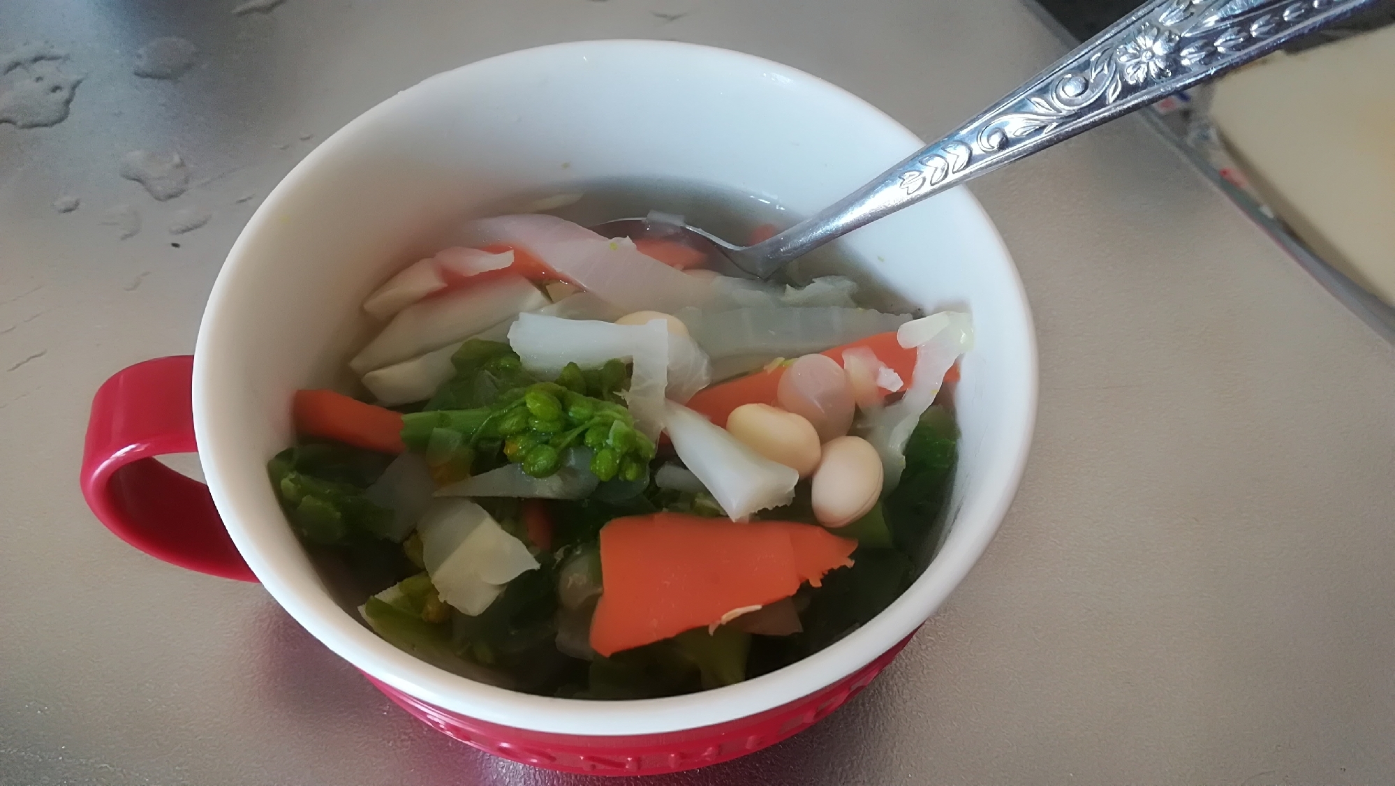 菜の花と大豆のスープ