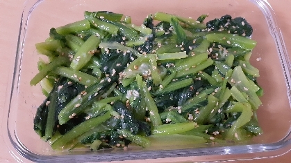 小松菜3袋分使って作りました♪めっちゃ好きな副菜になりました、またリピします(*´∀｀*)