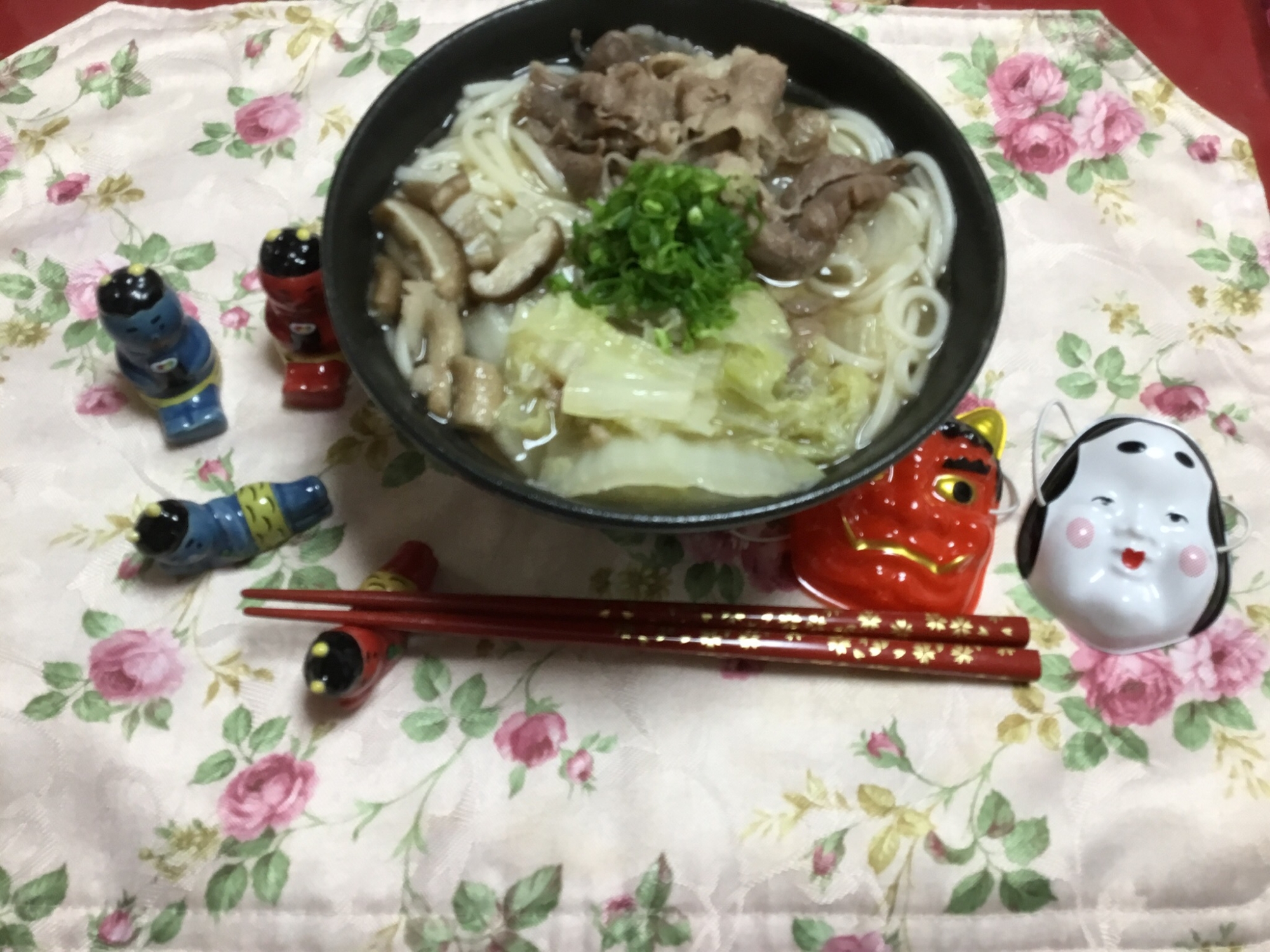 茅乃舎の五島列島うどんで白菜と牛肉うどん