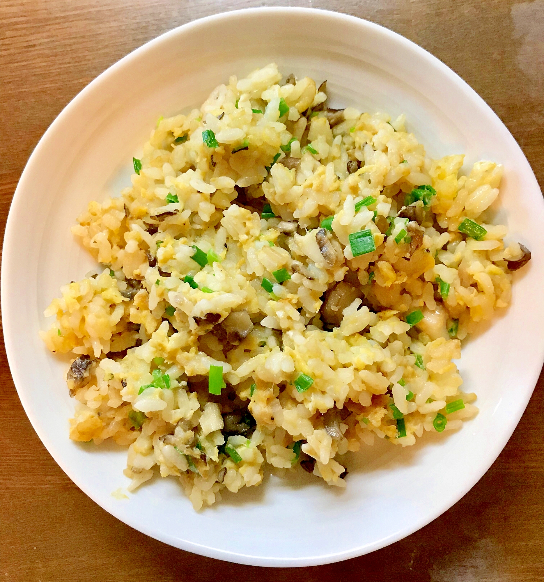 舞茸とネギの卵炒飯