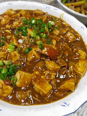 バラ肉トマト麻婆豆腐