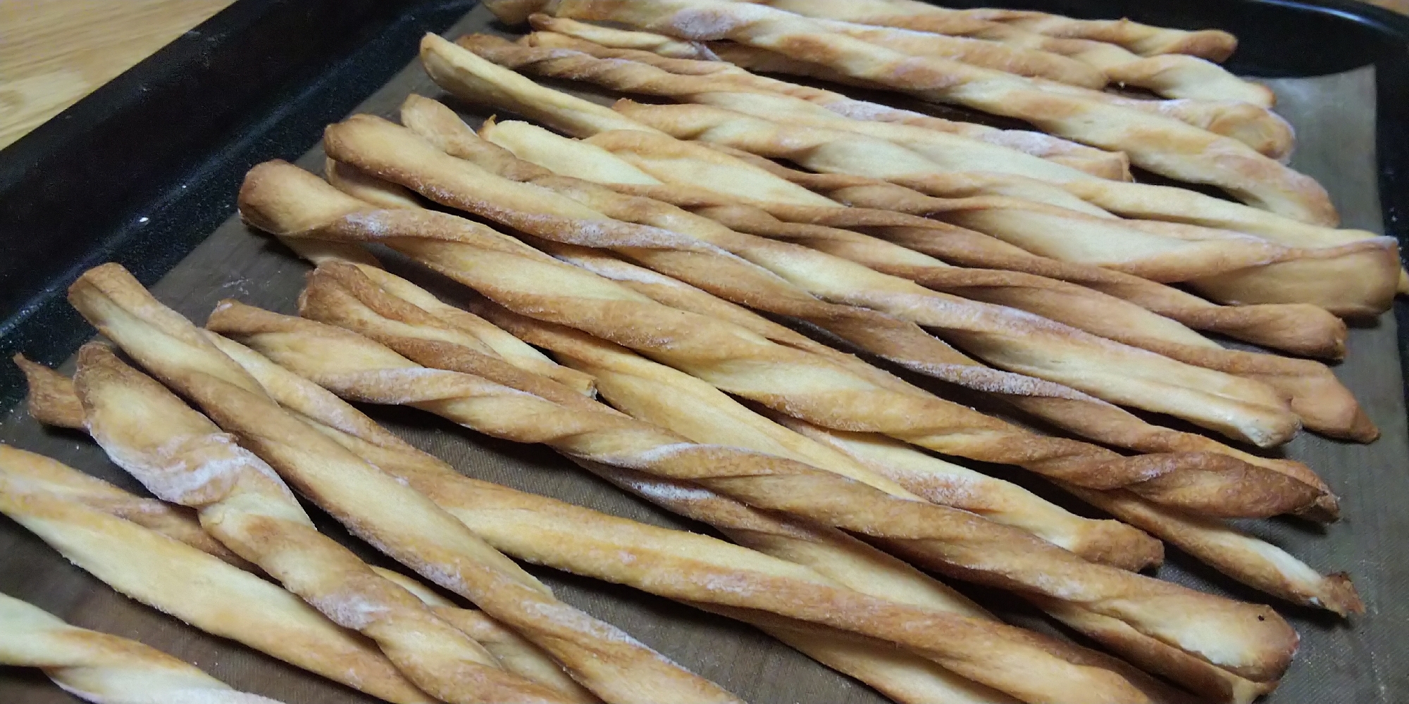 イースト入れ忘れパン生地救済!グリッシーニ