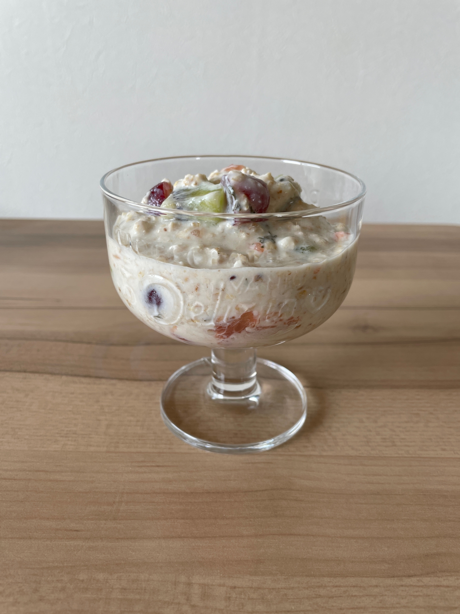 キウイと葡萄のピンクグレープフルーツ豆乳ヨーグルト