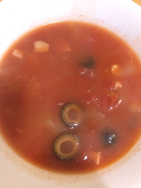ブラックオリーブ入りトマトスープ(❁・∀・❁)