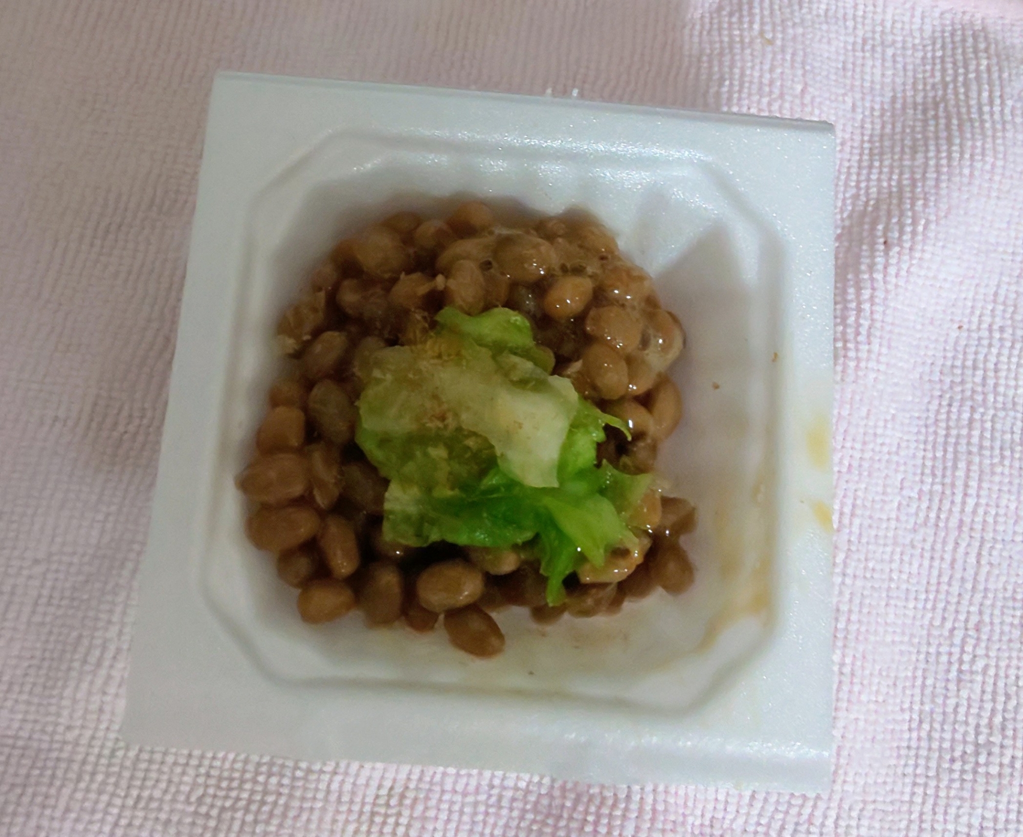 納豆にキャベツを♪