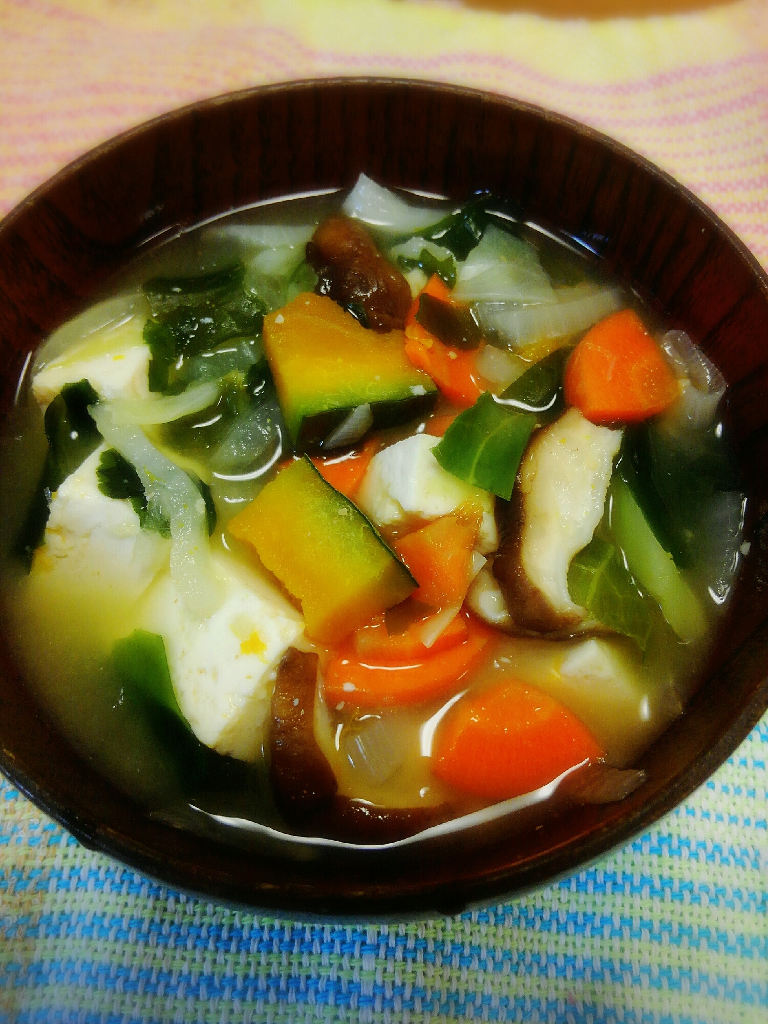 ファイトケミカルスープの素で豆腐味噌汁(^o^)