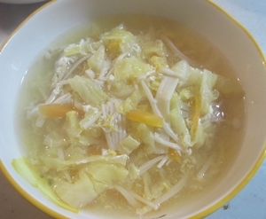 千切り野菜の卵スープ
