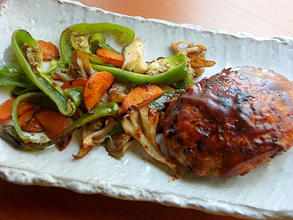 卵 パン粉なし 野菜類の付合わせアリのハンバーグ レシピ 作り方 By ジョン リーバス 楽天レシピ 卵 パン粉なし 野菜類の付合わせアリのハンバーグ レシピ 作り方 By ジョン リーバス 楽天レシピ