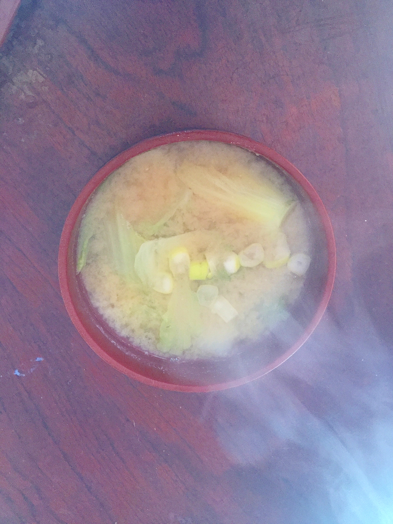 白菜と鶏ガラ味噌スープ。