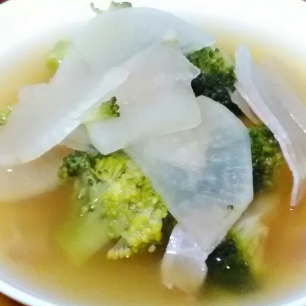 大根 ベーコン ブロッコリーのコンソメスープ レシピ 作り方 By 簡単が一番 楽天レシピ 大根 ベーコン ブロッコリーのコンソメスープ レシピ 作り方 By 簡単が一番 楽天レシピ