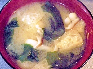 椎茸とブナピーのお味噌汁