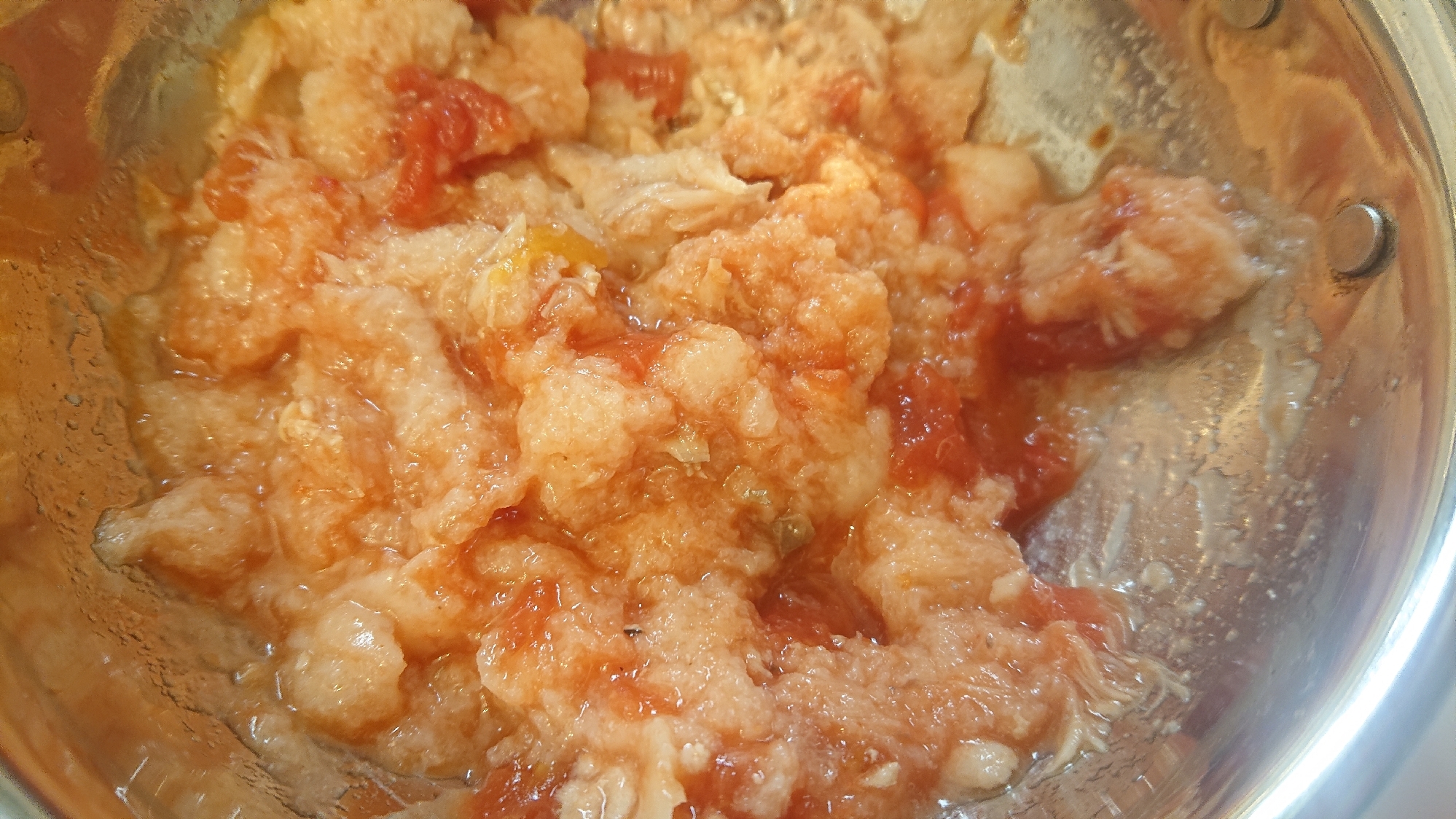 離乳食後期～@食パン入りサバ缶のトマト煮込み