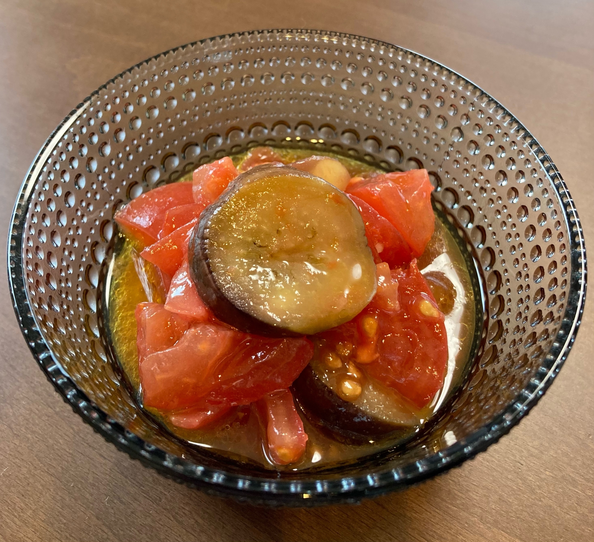 【箸がとまらない♡】焼き茄子とトマトのマリネ