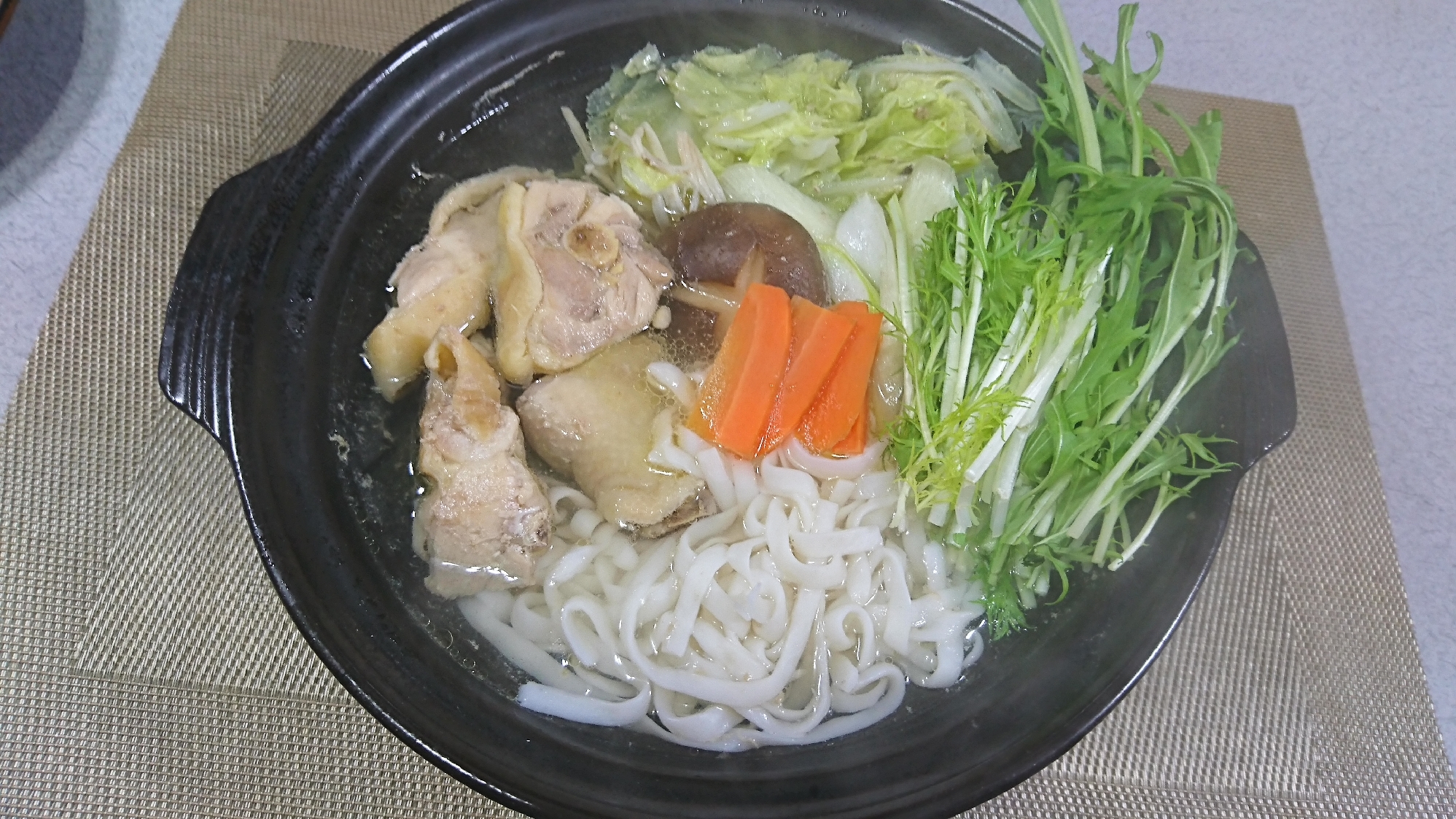 ダイエットに！こんにゃく麺を使って 水炊きうどん風