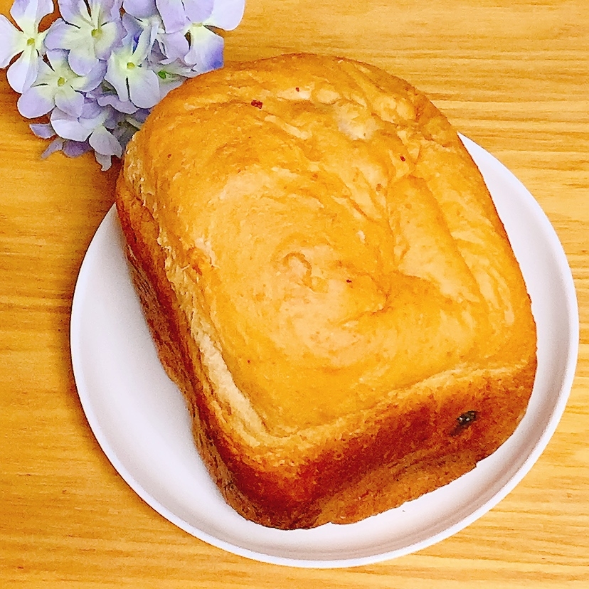 粉々くるみレーズン♪アーモンド食パン