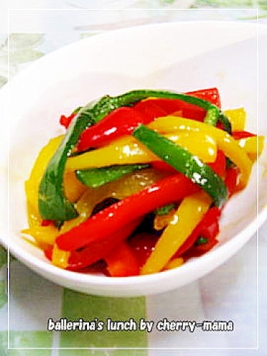 お弁当のおかず 3色パプリカの塩きんぴら レシピ 作り方 By チェリーまま 楽天レシピ お弁当のおかず 3色パプリカの塩きんぴら レシピ 作り方 By チェリーまま 楽天レシピ