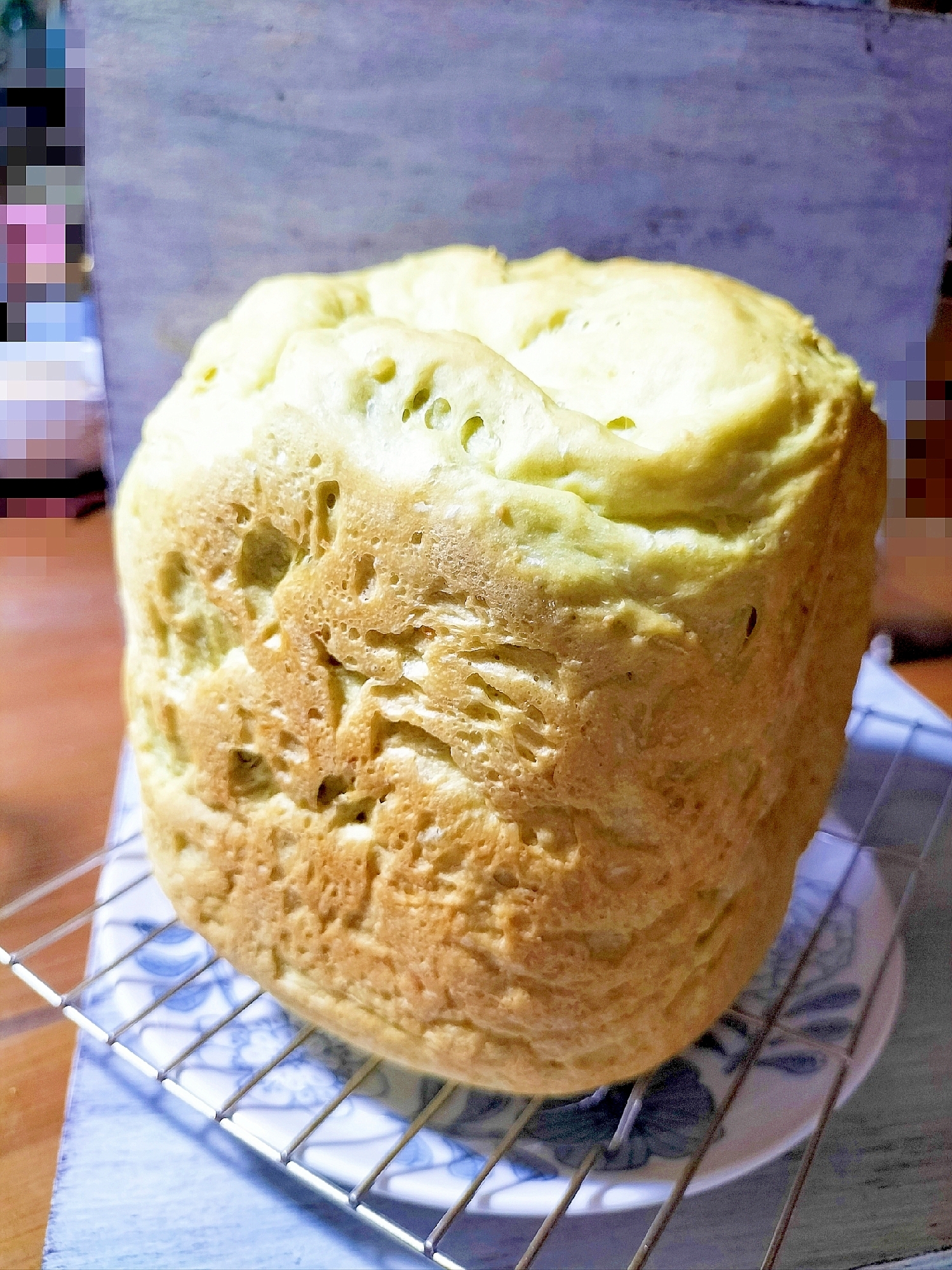 ブロッコリーほうれん草小松菜パウダーで作る緑パン