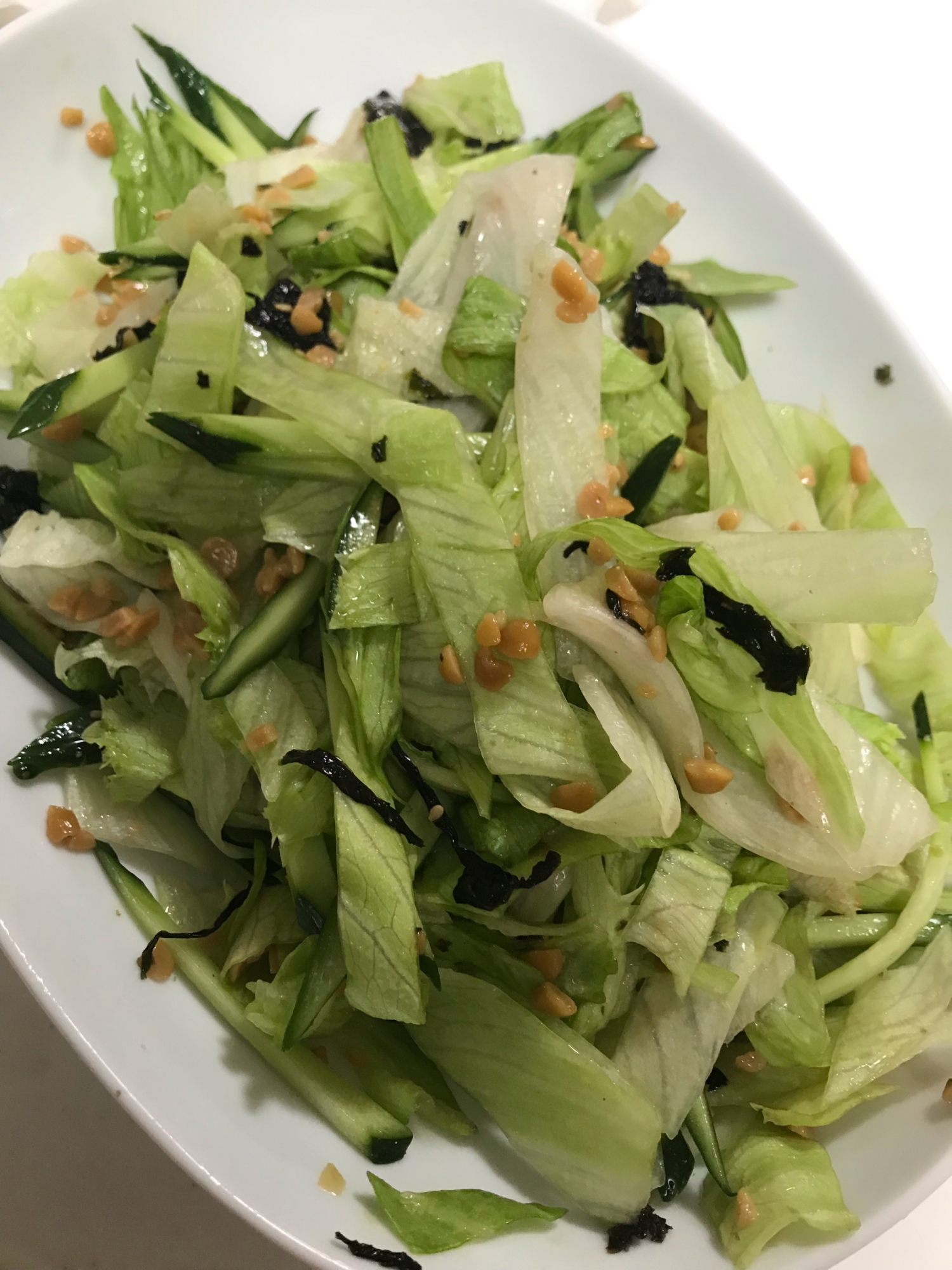 納豆と韓国海苔のサラダ