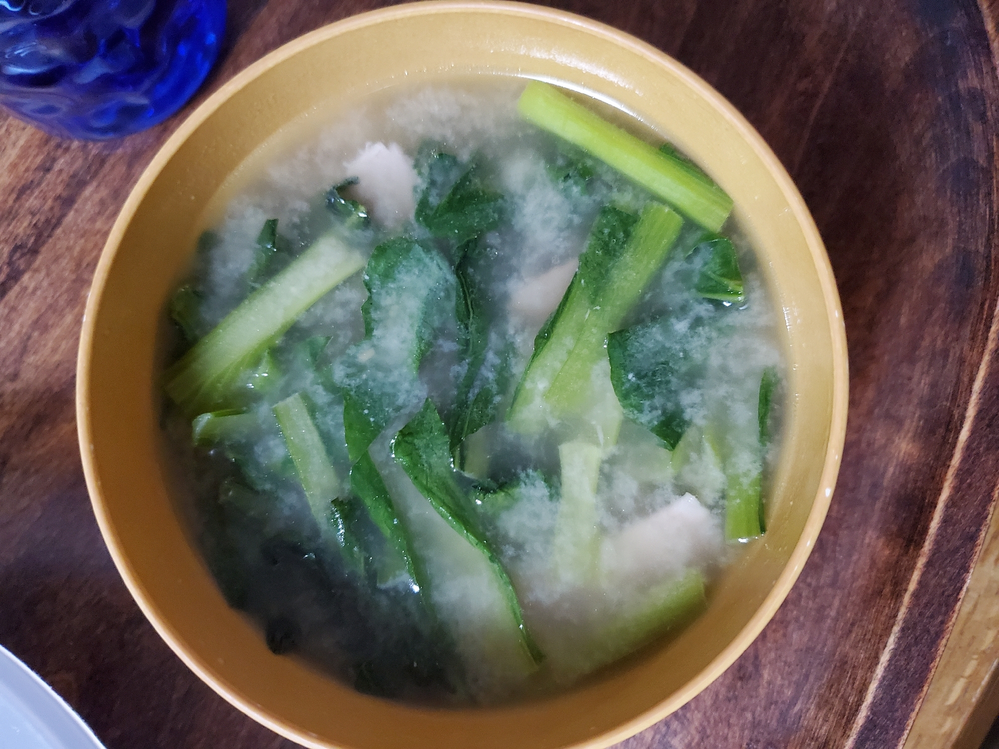 小松菜とベーコンのお味噌汁