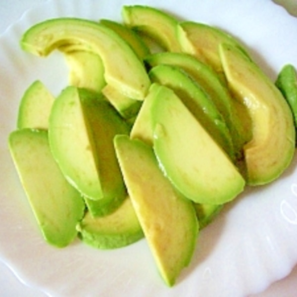 アボカドの種を取って 色止めアボカド レシピ 作り方 By ドキンちゃんmico 楽天レシピ アボカドの種を取って 色止めアボカド レシピ 作り方 By ドキンちゃんmico 楽天レシピ