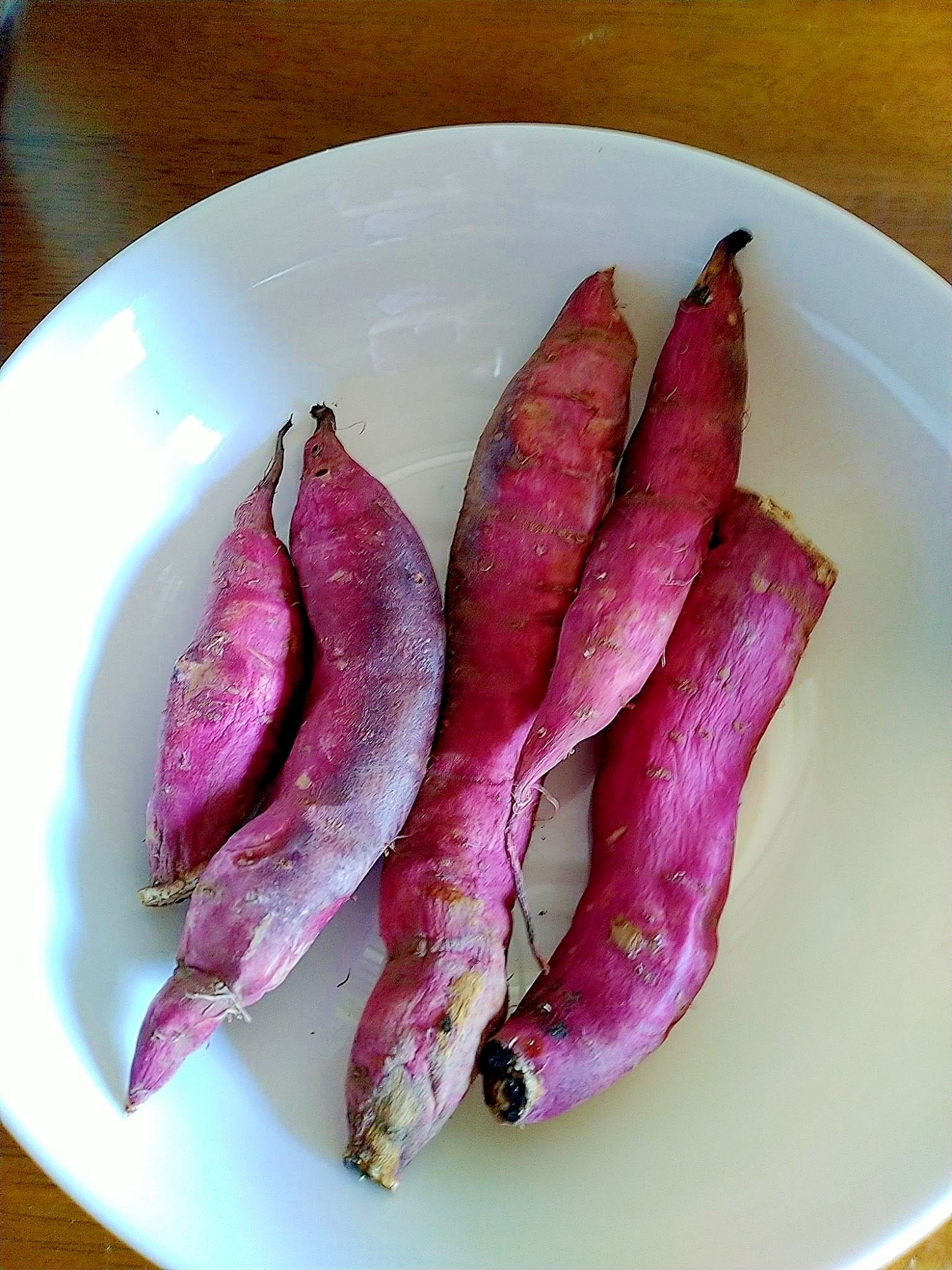 細いサツマイモで焼きいも