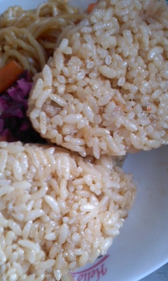 シンプルに醤油焼きおにぎり