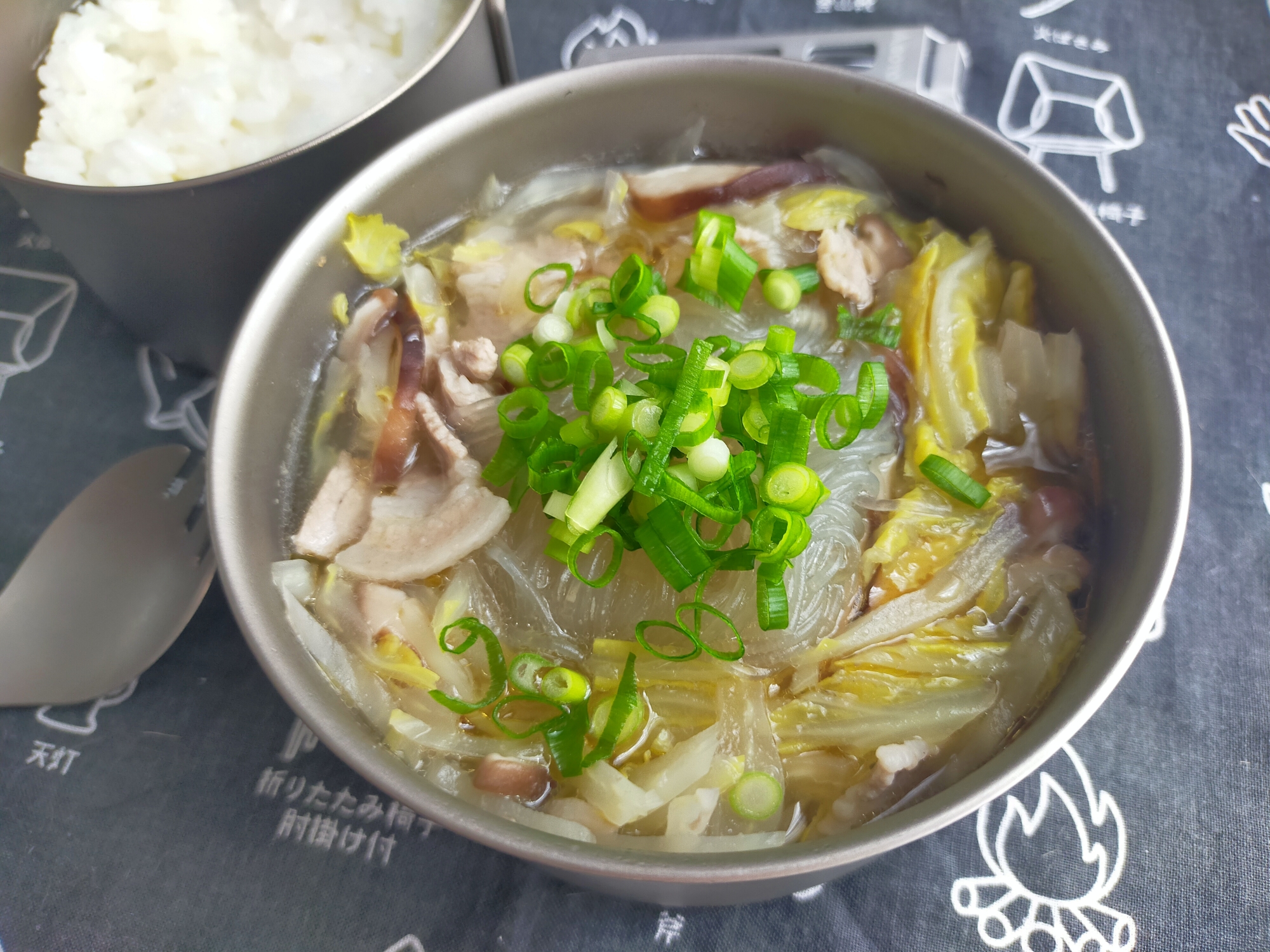 白菜たっぷり！時短ピェンロー風スープ