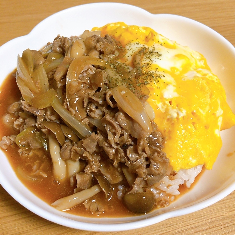 ルウ不要のオムハヤシ★*。