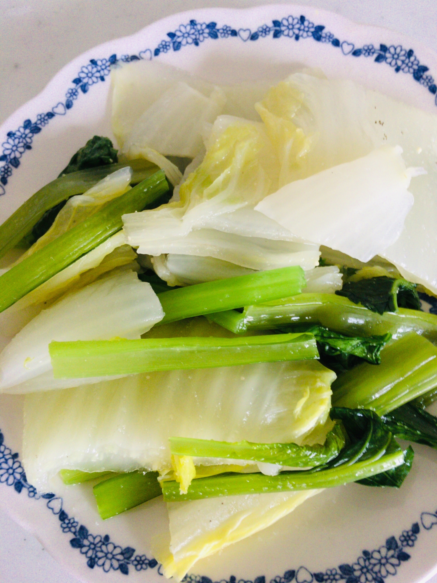 白菜と小松菜の和え物♪鶏ガラスープの素