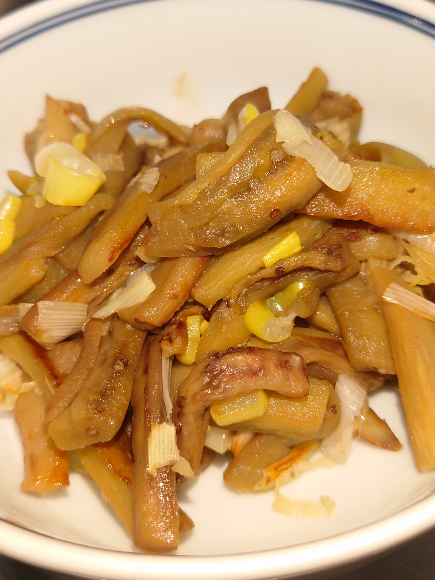 茄子と長ネギのごま油炒め