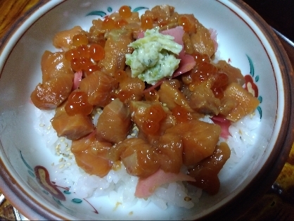 簡単！ユッケ風サーモン丼